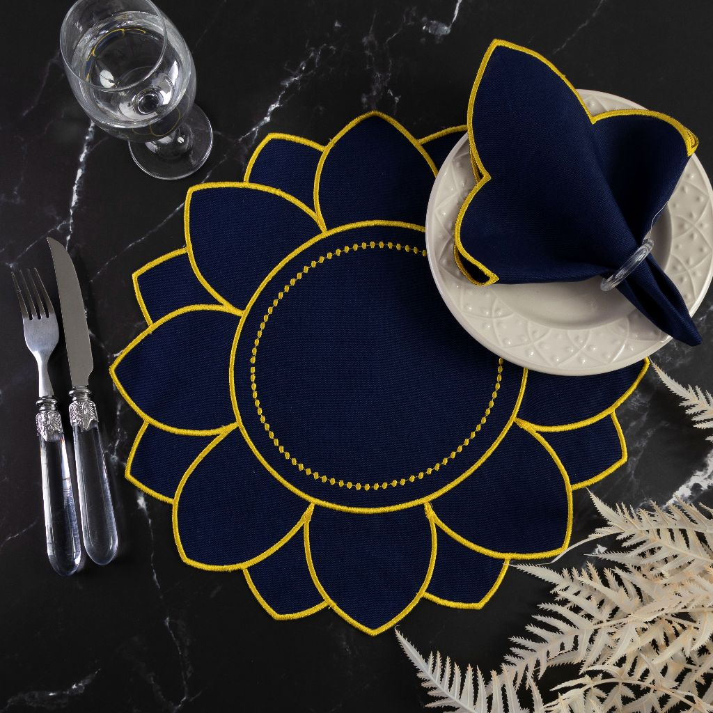 "Kit Americano 4 Peças: Sousplats e Guardanapos - Eleve a Elegância e Sofisticação da Sua Mesa de 2 Lugares!
