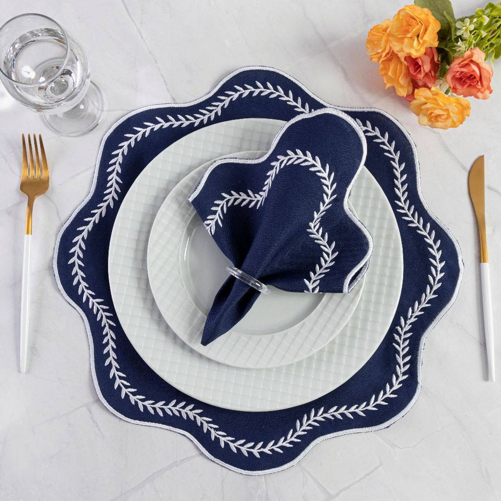 "Kit Americano 4 Peças: Sousplats e Guardanapos - Eleve a Elegância e Sofisticação da Sua Mesa de 2 Lugares!