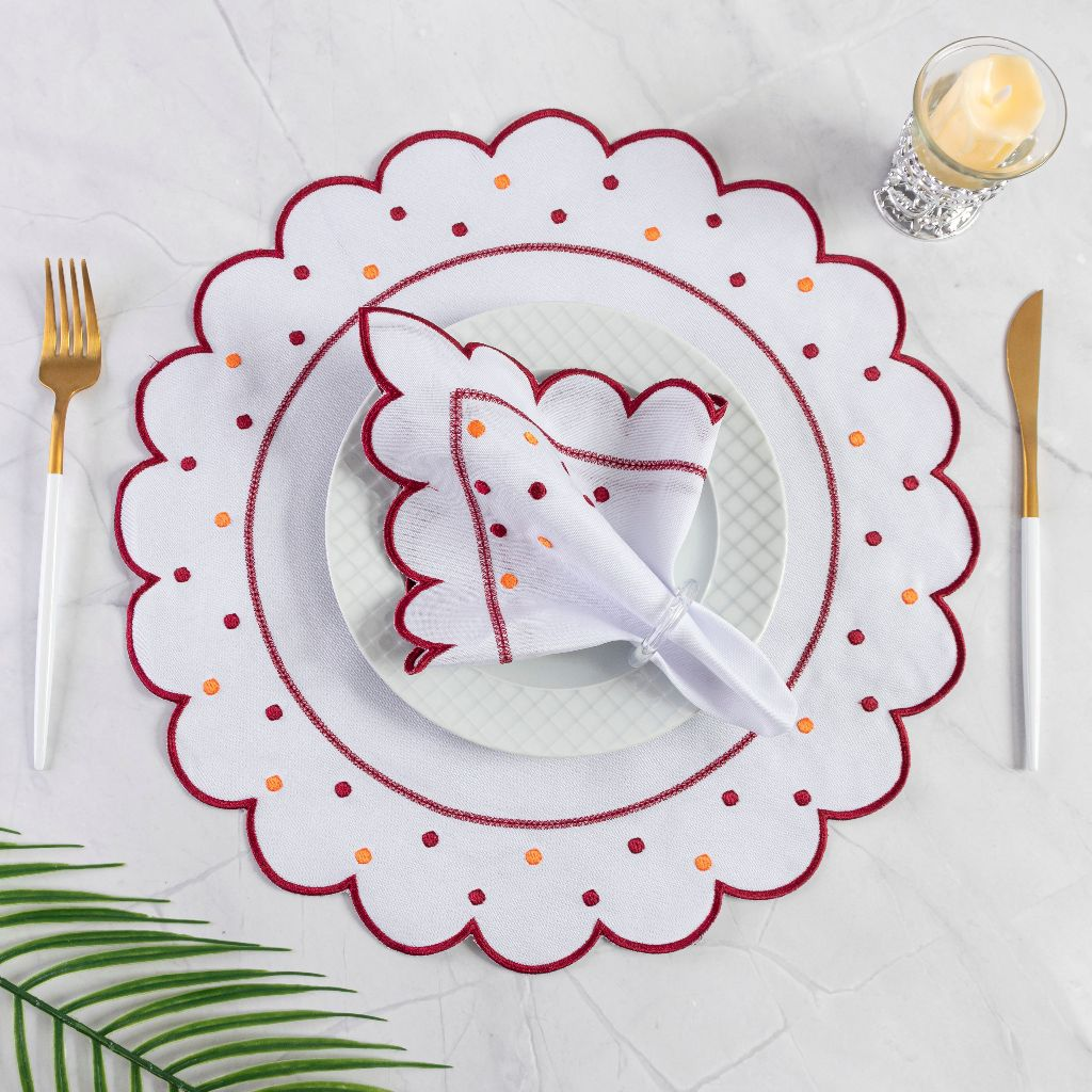 "Kit Americano 4 Peças: Sousplats e Guardanapos - Eleve a Elegância e Sofisticação da Sua Mesa de 2 Lugares!