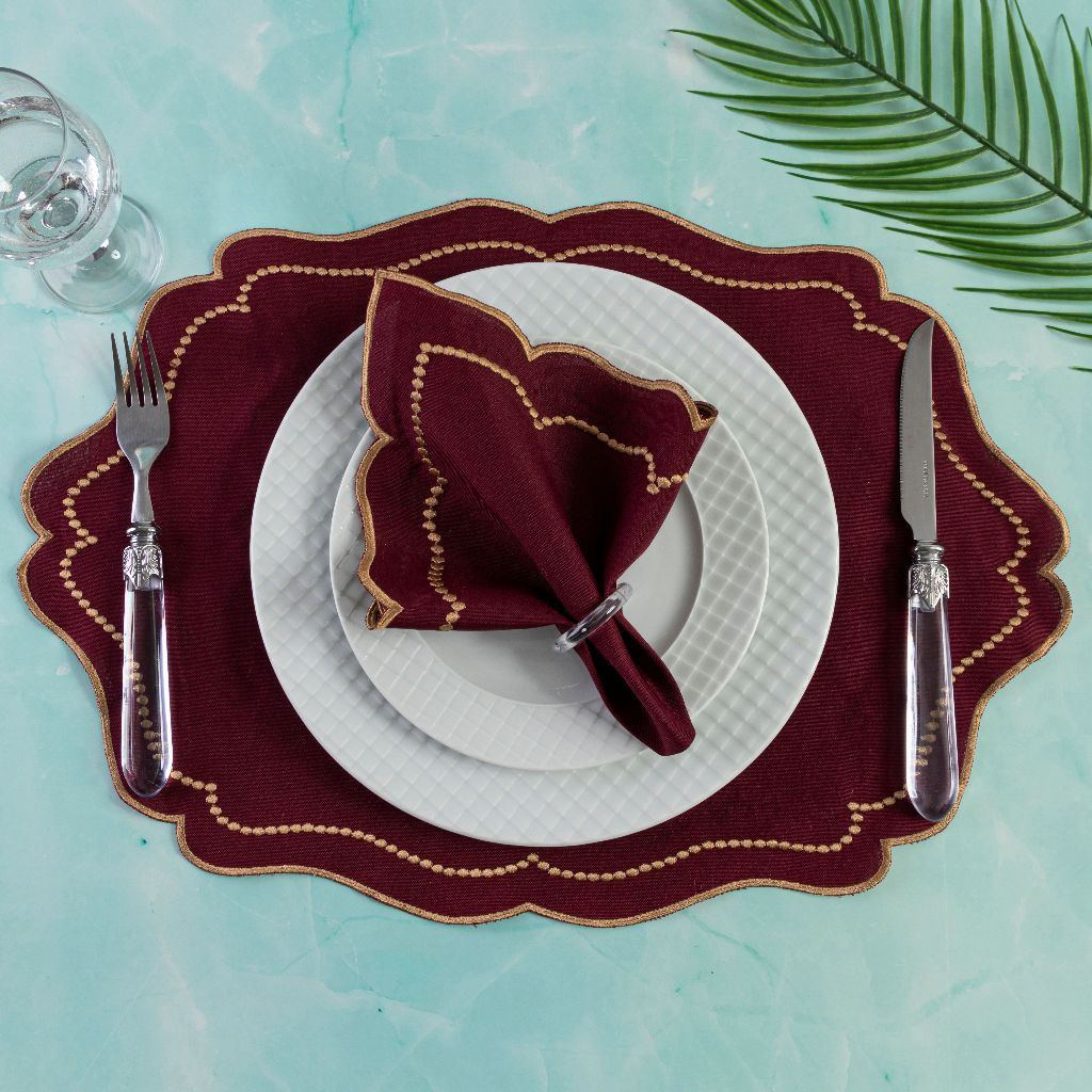 "Kit Americano 4 Peças: Sousplats e Guardanapos - Eleve a Elegância e Sofisticação da Sua Mesa de 2 Lugares!