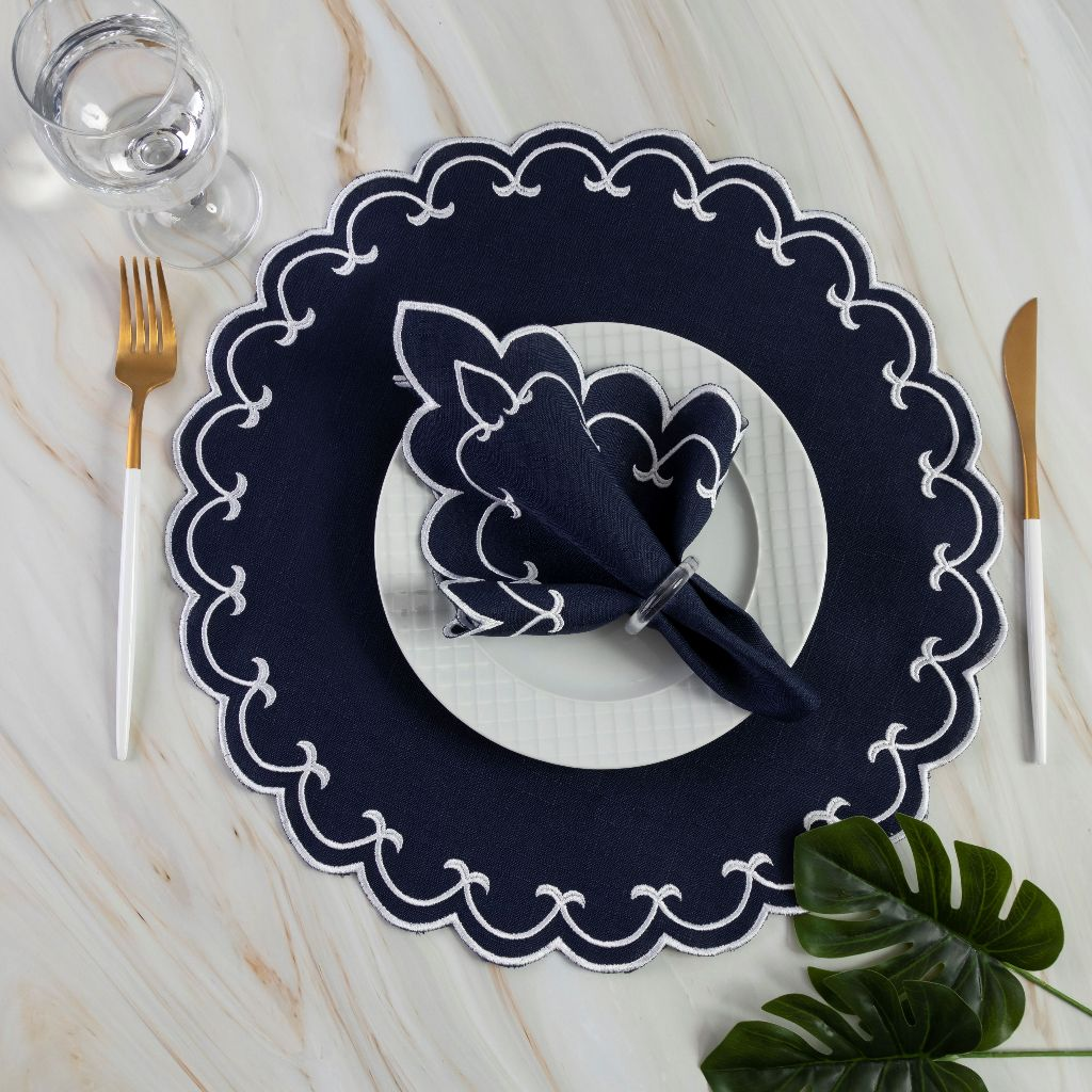 "Kit Americano 4 Peças: Sousplats e Guardanapos - Eleve a Elegância e Sofisticação da Sua Mesa de 2 Lugares!