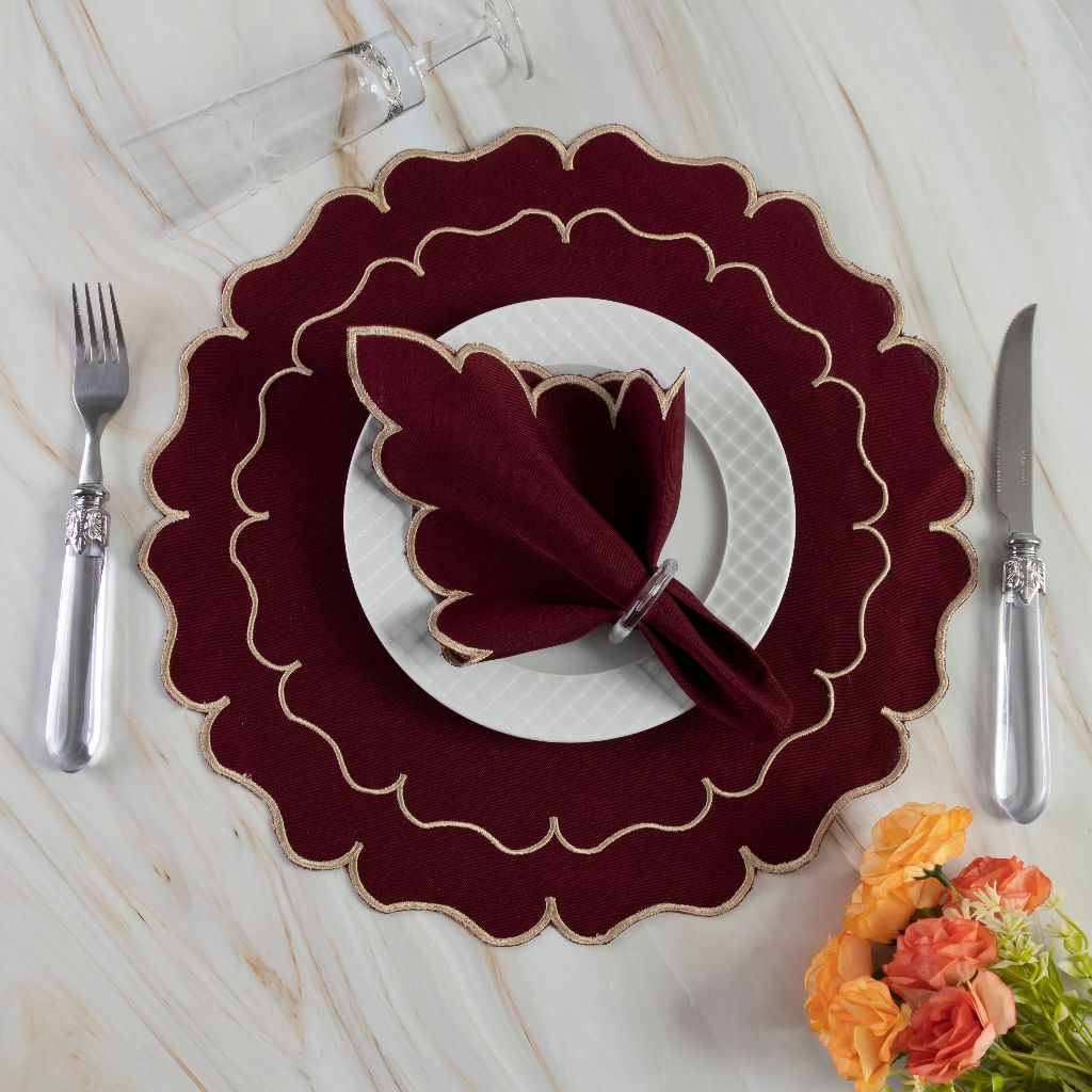 "Kit Americano 4 Peças: Sousplats e Guardanapos - Eleve a Elegância e Sofisticação da Sua Mesa de 2 Lugares!